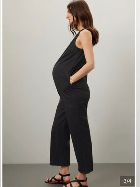Sleeveless V-Neck Black Jumpsuit